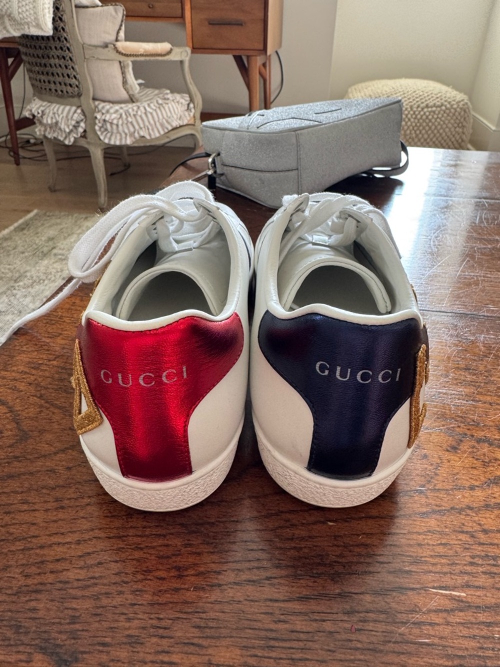 Gucci White Leather 'Love' Detail Low-Top Sneaker - Picture 2 of 2